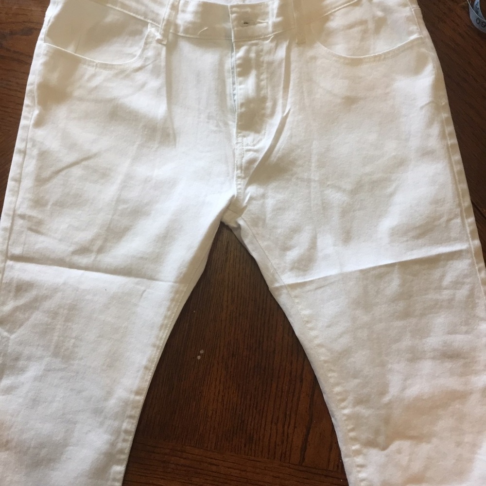 White Jean knee length Shorts, S, M